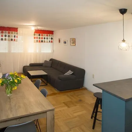 Apartment Fran - Centar Of *
